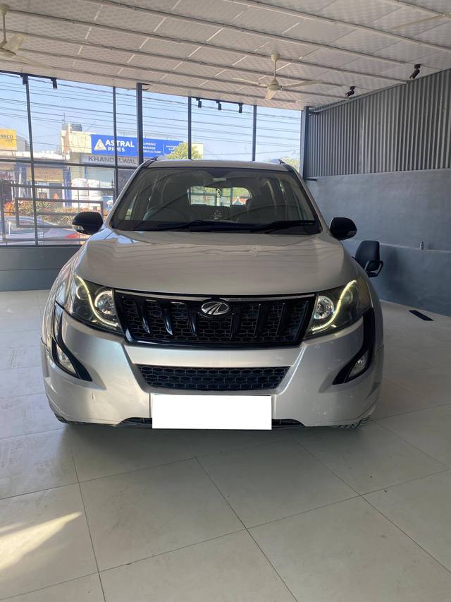 https://images10.gaadi.com/usedcar_image/4364949/original/f1a8cca3c46f156d7692500eb7501f97.jpg?imwidth=6400