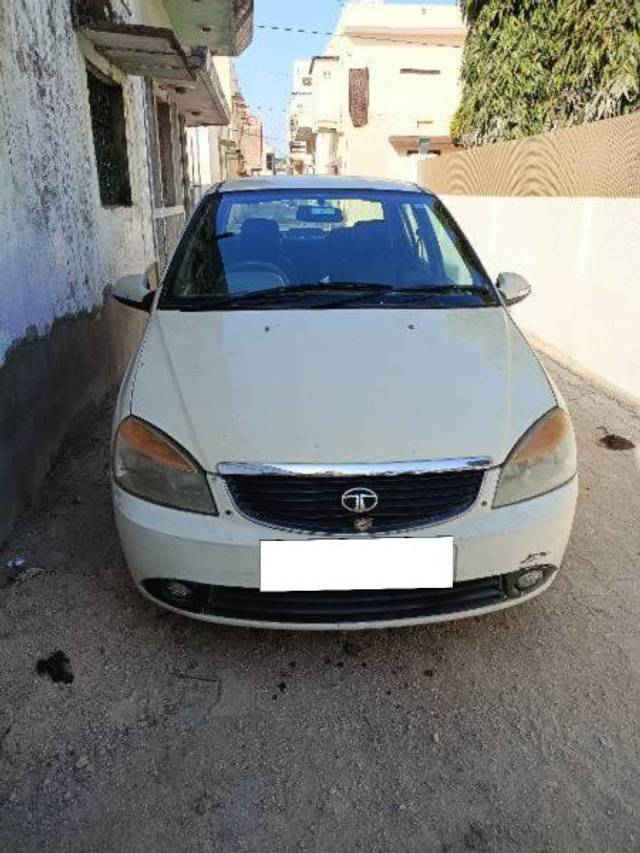 https://images10.gaadi.com/usedcar_image/4364985/original/processed_23da50c7-ebe2-41ce-9e48-2ea14118ea10.jpg?imwidth=6400