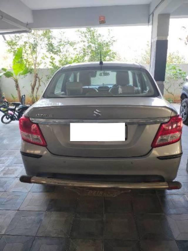 https://images10.gaadi.com/usedcar_image/4365068/original/processed_e176f070-775a-4c2f-9588-87dbd6a4fbdd.jpg?imwidth=6401