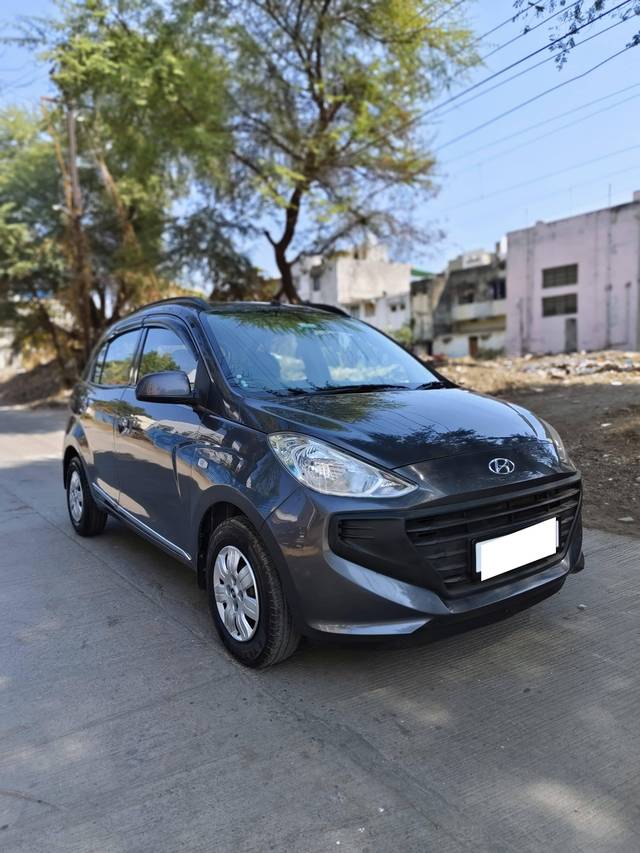 https://images10.gaadi.com/usedcar_image/4365203/original/processed_1dfaa2f9eb8840dd5b68c290ee3d8824.jpg?imwidth=6400