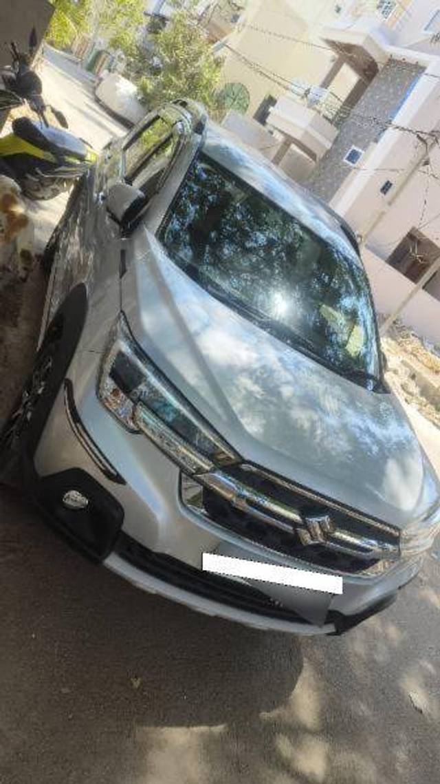 https://images10.gaadi.com/usedcar_image/4365260/original/e165f415cc7a6dcdec2eb5ed2b76577b.jpg?imwidth=6401