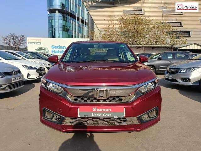 https://images10.gaadi.com/usedcar_image/4365285/original/1792102f476e06f306b3eb224759686b.jpg?imwidth=6400