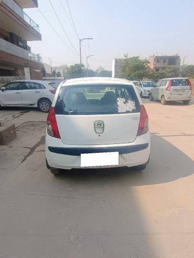 https://images10.gaadi.com/usedcar_image/4365412/original/a3fd3a3002b3cc56e6e135c81cb1c3ee.jpg?imwidth=6401