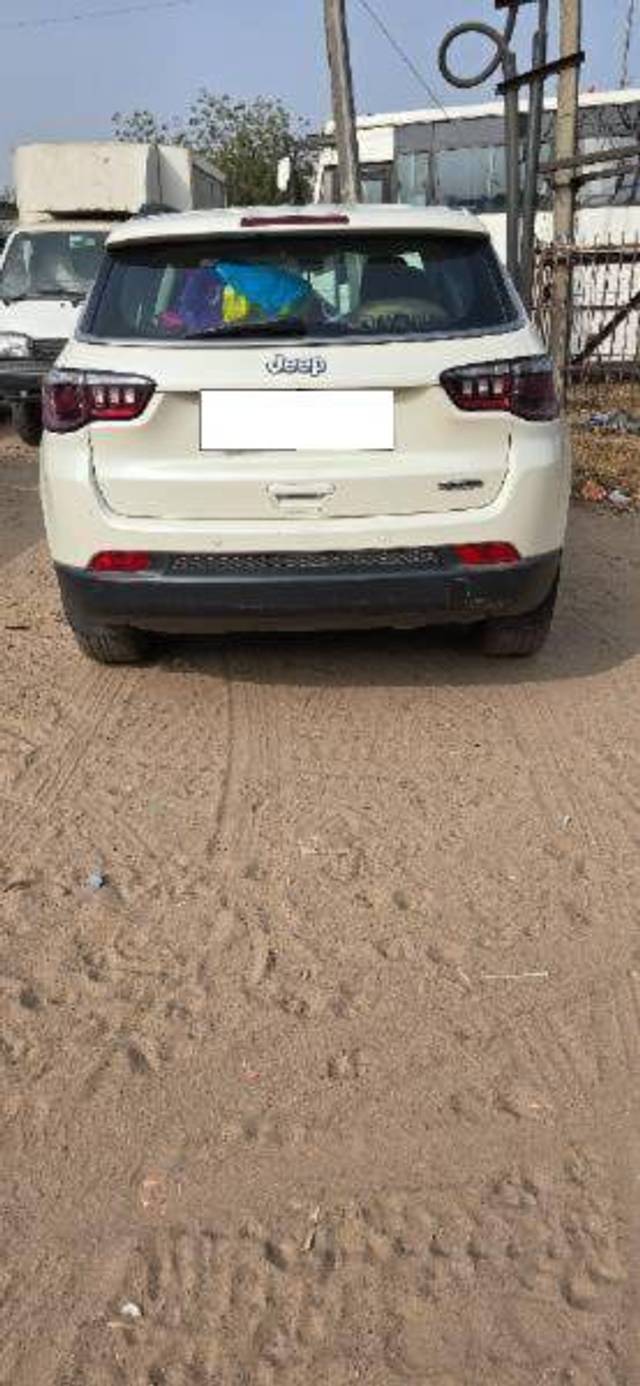 https://images10.gaadi.com/usedcar_image/4365463/original/b7e5c66a1c7fa5721065147466828fae.jpg?imwidth=6401