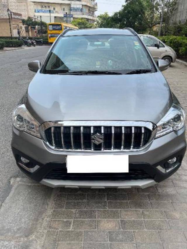 https://images10.gaadi.com/usedcar_image/4365464/original/58a7d70099f12141a507a814d0e6bb36.jpeg?imwidth=6400