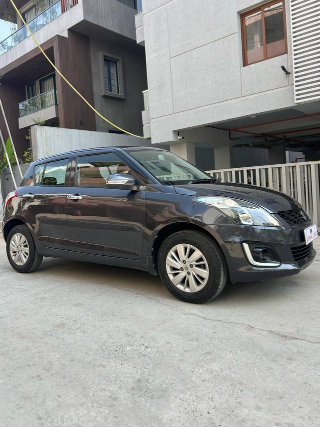 https://images10.gaadi.com/usedcar_image/4365556/original/processed_55ad04b4fc670fa9f37ac65e1bb19854.jpeg?imwidth=6400