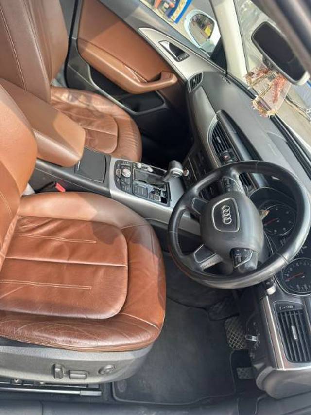 https://images10.gaadi.com/usedcar_image/4365561/original/60e92227a3c6250251a90c74b78b8fa2.jpg?imwidth=6400