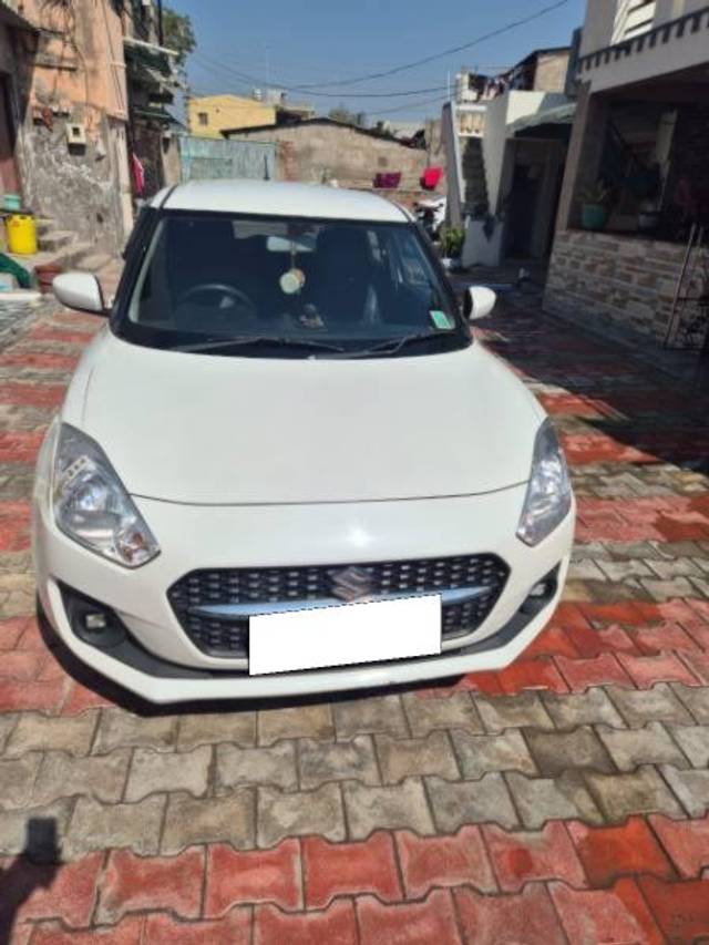 https://images10.gaadi.com/usedcar_image/4365579/original/processed_a29423ce-cd80-48b9-bd68-109a501f7f6e.jpg?imwidth=6400