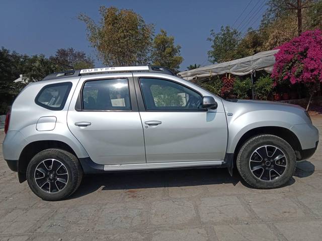 https://images10.gaadi.com/usedcar_image/4365613/original/processed_1ea42b0cd5e5060e1446244a9a576ff6.jpg?imwidth=6401