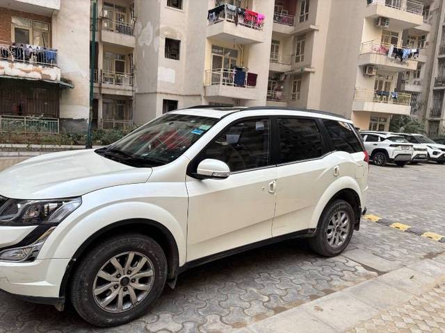 https://images10.gaadi.com/usedcar_image/4365627/original/4d0fc7418dd8b0ac84eaea3ba2725cd9.jpeg?imwidth=6402