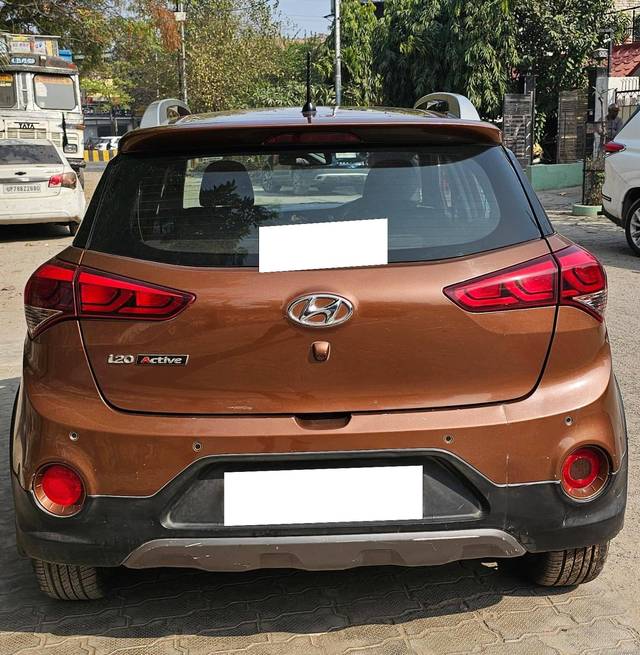 https://images10.gaadi.com/usedcar_image/4365666/original/processed_4d45dd37dab49bfff1c2e813e0b27a3c.jpg?imwidth=6401