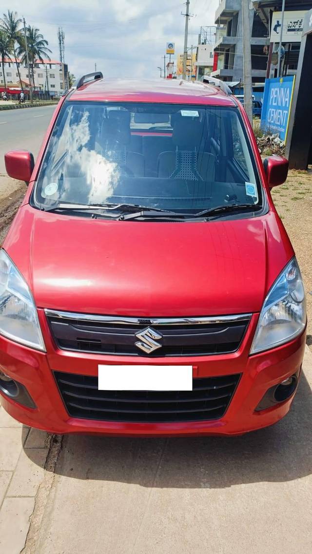 https://images10.gaadi.com/usedcar_image/4365676/original/processed_e3ded4ec7ab2b9d1c6209dc8f7ac72a8.jpg?imwidth=6400