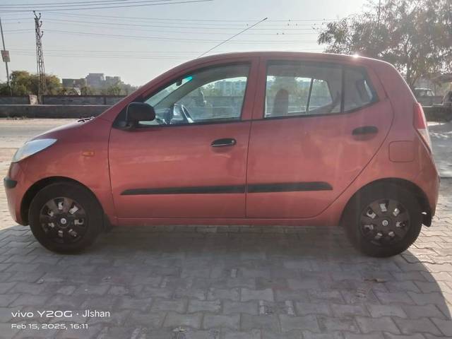 https://images10.gaadi.com/usedcar_image/4365678/original/processed_c99bce2be4ed4a5392b4c9a3165a8416.jpg?imwidth=6402