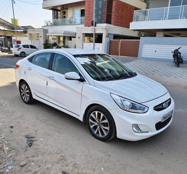 https://images10.gaadi.com/usedcar_image/4365682/original/f6c42a8dcc3c52f6daa46937ffb6c43c.jpg?imwidth=6400