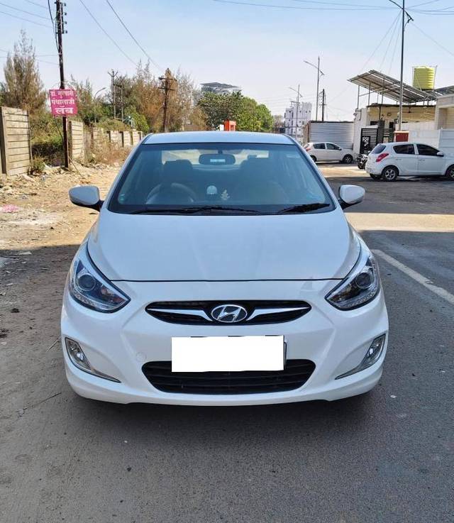 https://images10.gaadi.com/usedcar_image/4365682/original/processed_e47ae40c6f28e0a13c99c9ce25613686.jpg?imwidth=6402