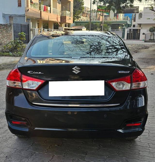 https://images10.gaadi.com/usedcar_image/4365690/original/processed_fe08c92381ab3f62600ea0d5f2e8f370.jpg?imwidth=6401