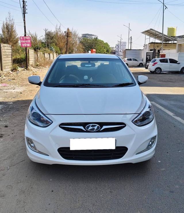 https://images10.gaadi.com/usedcar_image/4365719/original/processed_134140ed0b2489315f4cf76e70e62f4b.jpg?imwidth=6401