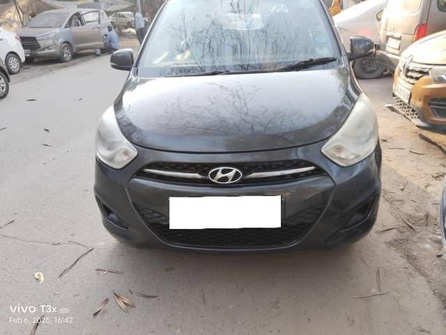 https://images10.gaadi.com/usedcar_image/4365750/original/processed_ea5fd8e584ef69161bad36b5e4a04a8f.jpg?imwidth=6400