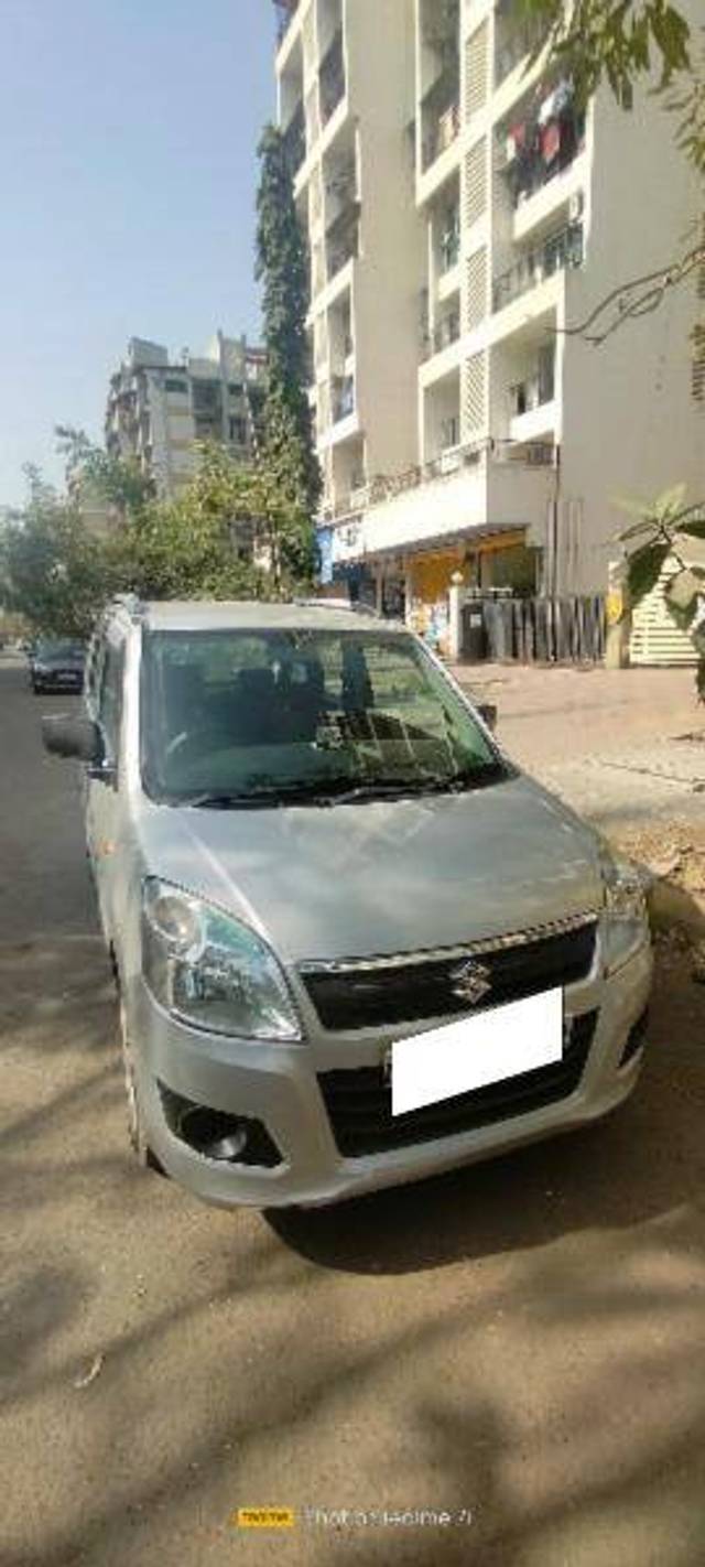 https://images10.gaadi.com/usedcar_image/4365811/original/9c759ac6fc87c64eaca6423ea703ef76.jpeg?imwidth=6401