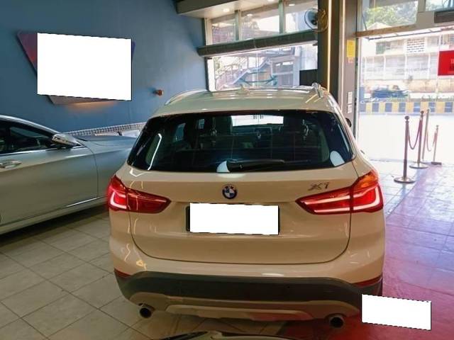 https://images10.gaadi.com/usedcar_image/4365864/original/processed_ac3a614426dfc2ad0316ffbfaa153ae8.jpg?imwidth=6402