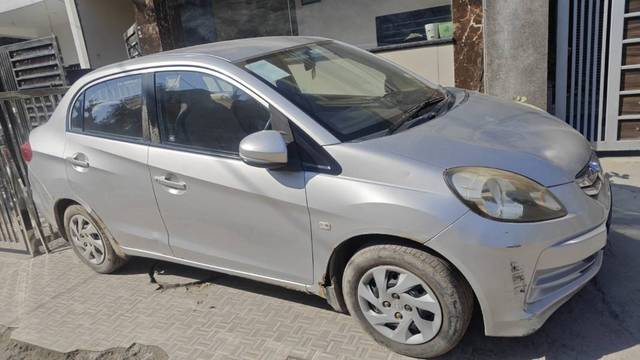 https://images10.gaadi.com/usedcar_image/4365870/original/f9e12bf1711148bfb6d32219ea3707b3.jpg?imwidth=6401