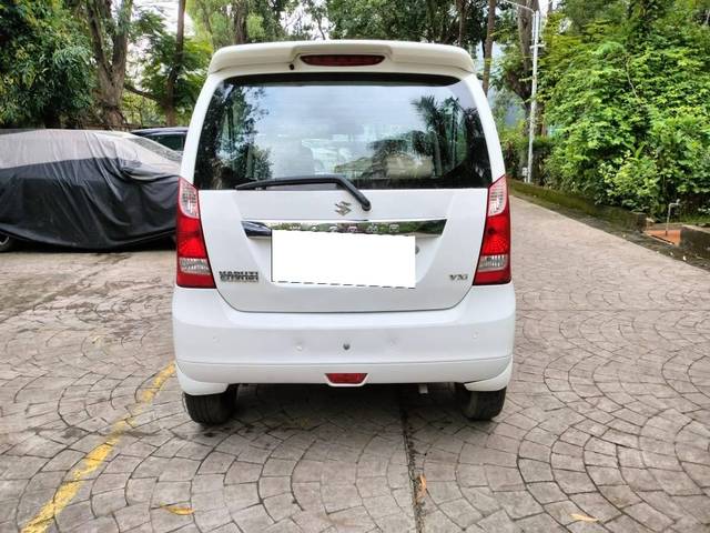 https://images10.gaadi.com/usedcar_image/4365881/original/processed_ab450ca6e799d25c0d85cafdf9cab41c.jpeg?imwidth=6402