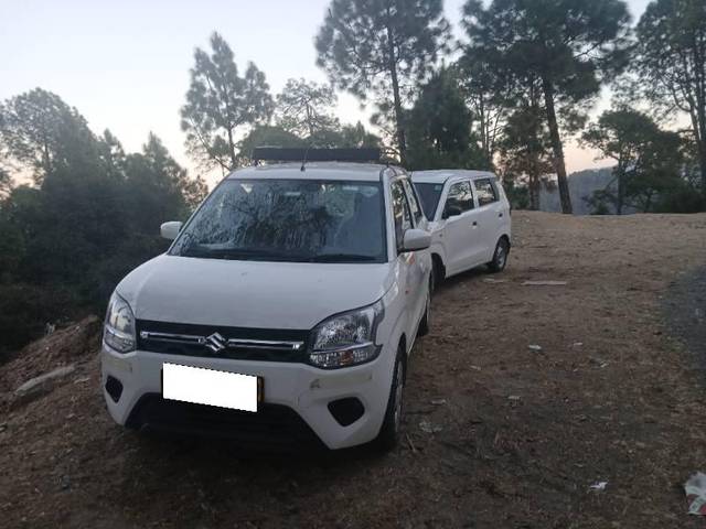 https://images10.gaadi.com/usedcar_image/4365885/original/processed_07bc3013-1d7f-4d80-a514-43a87b50ee56.jpg?imwidth=6400