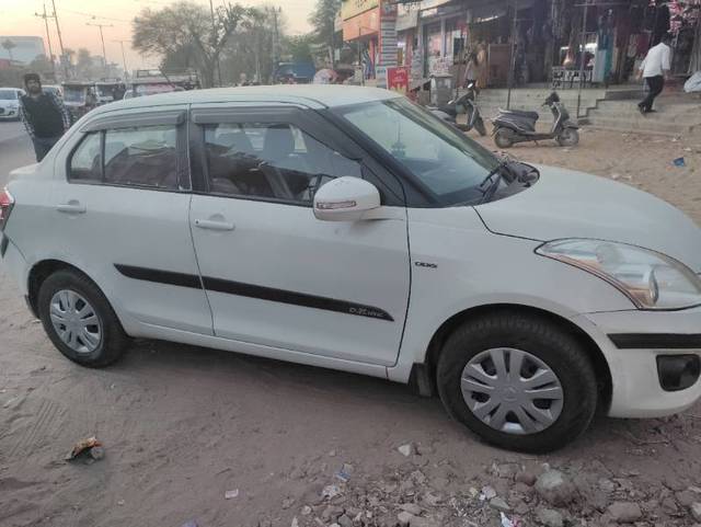 https://images10.gaadi.com/usedcar_image/4365921/original/af8c6b80bc1b5c8972179a15b4010321.jpg?imwidth=6402