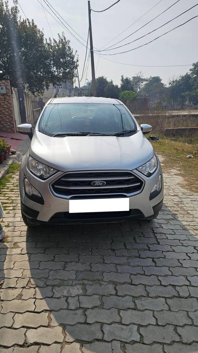 https://images10.gaadi.com/usedcar_image/4366109/original/processed_038e3fa1-9b10-4f3c-9778-262685cd7b96.jpg?imwidth=6400