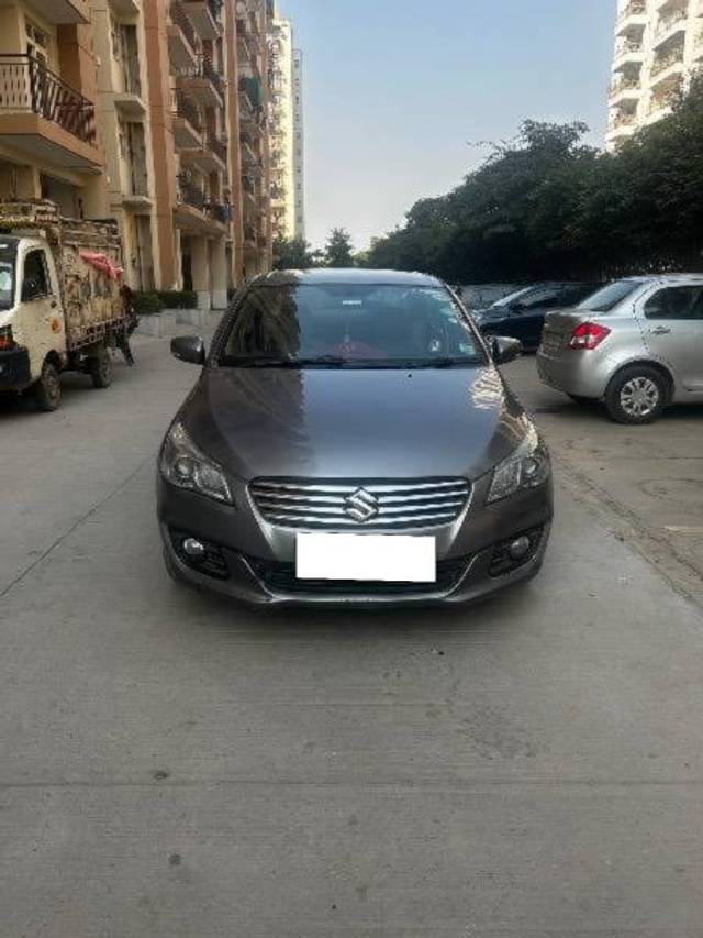 https://images10.gaadi.com/usedcar_image/4366165/original/processed_1b854e98-ee22-4bc0-a004-7f3c28790ead.jpeg?imwidth=6400