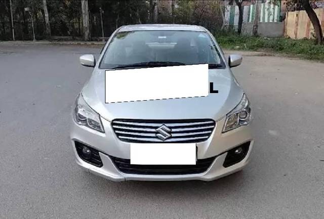 https://images10.gaadi.com/usedcar_image/4366187/original/processed_cf86bfca2cf14f0743b84a7a61a93d04.jpg?imwidth=6401