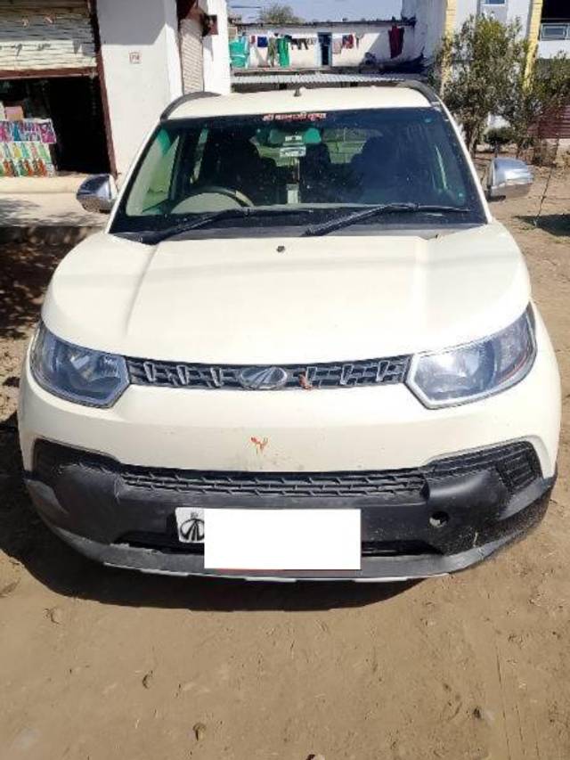 https://images10.gaadi.com/usedcar_image/4366208/original/processed_e7f0f3d9-4e5d-4a43-a572-cd2577d2136e.jpg?imwidth=6400