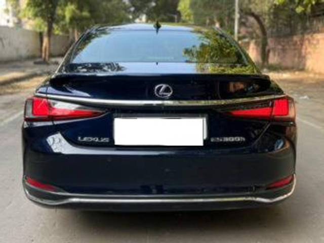 https://images10.gaadi.com/usedcar_image/4366229/original/processed_a78b0efcd76466190650ae78396ba8dd.jpg?imwidth=6402