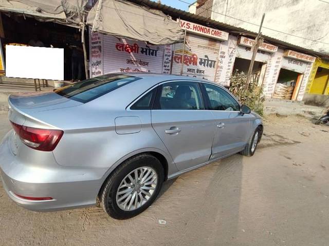 https://images10.gaadi.com/usedcar_image/4366232/original/processed_34a9f51e-c225-489d-9e57-cf4b1e361d5b.jpeg?imwidth=6402