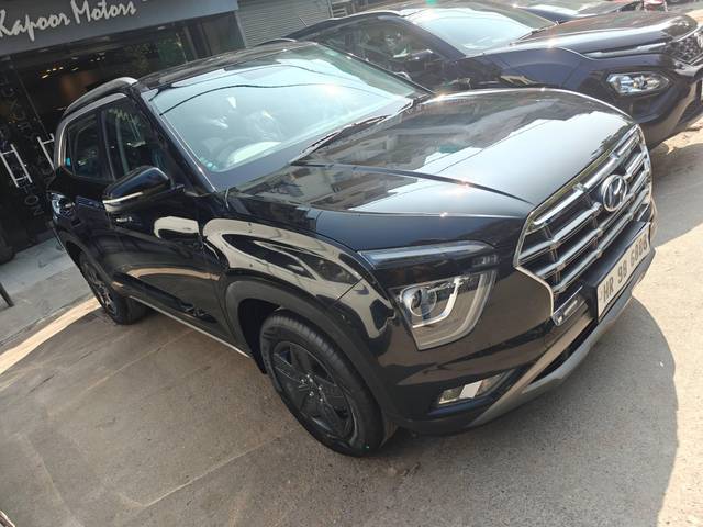 https://images10.gaadi.com/usedcar_image/4366362/original/processed_a563636d7295e926a194562dbd8b4107.jpg?imwidth=6400