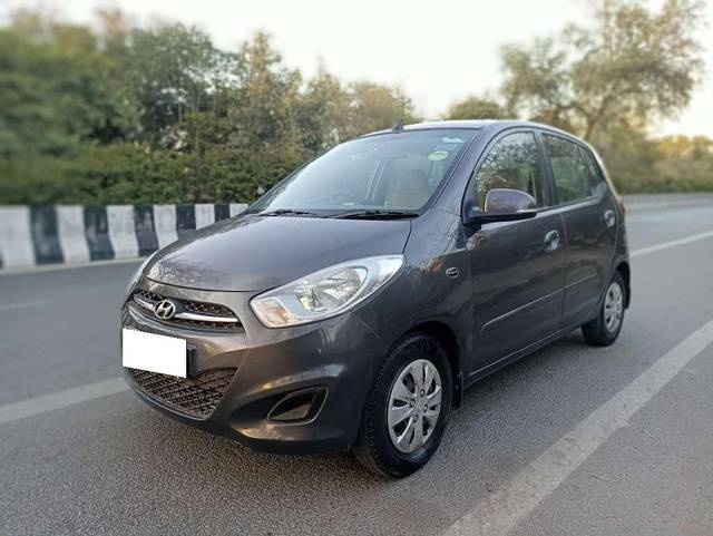 https://images10.gaadi.com/usedcar_image/4366409/original/processed_7e6d0663cd0957cfe5872877409ec8a6.jpg?imwidth=6400