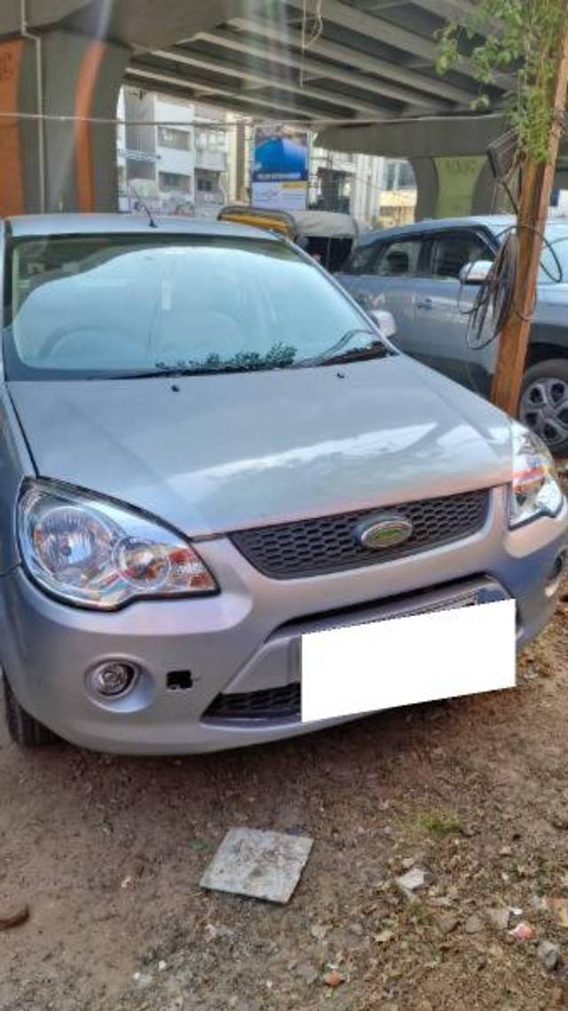 https://images10.gaadi.com/usedcar_image/4366481/original/processed_7baf19d0-c1e3-4b90-b2ad-809b0f24c7ef.jpeg?imwidth=6400