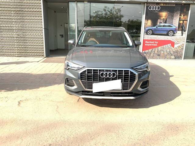 https://images10.gaadi.com/usedcar_image/4366563/original/processed_9de2f580e4f2d12dc7a7a694f3d15843.jpg?imwidth=6400