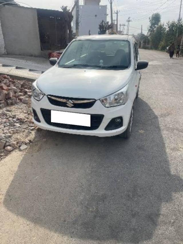 https://images10.gaadi.com/usedcar_image/4366641/original/processed_e8f17d72-3fa3-4e12-8ee9-21406c38c474.jpeg?imwidth=6402