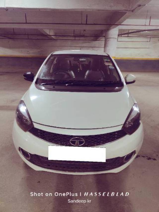 https://images10.gaadi.com/usedcar_image/4366647/original/ed6fe9027b715f15f7790eb906adb439.jpg?imwidth=6401