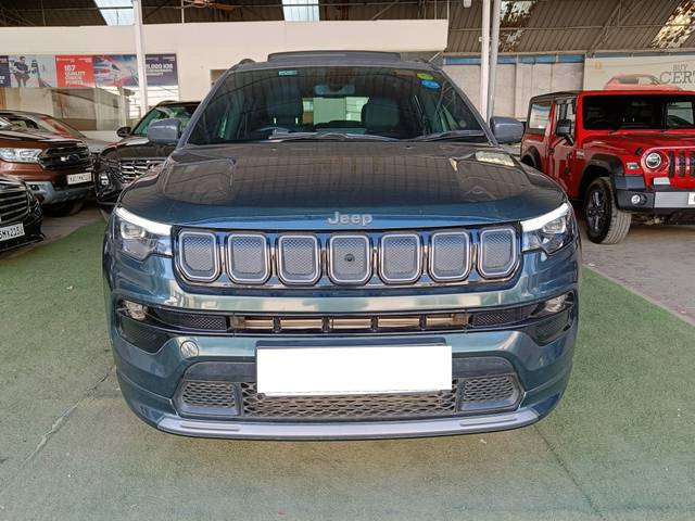 https://images10.gaadi.com/usedcar_image/4366692/original/processed_298a04d3be88a8c2ec3845fb913b4fef.jpg?imwidth=6400