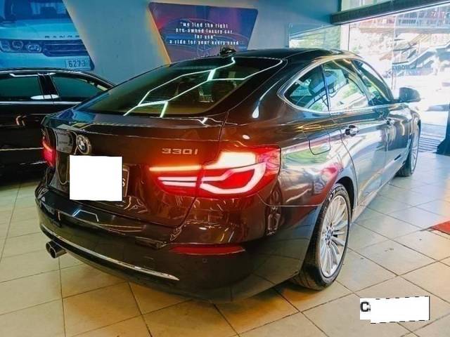 https://images10.gaadi.com/usedcar_image/4366731/original/processed_64f6ddec60eaefb16b2adb6d10a9fffe.jpg?imwidth=6401