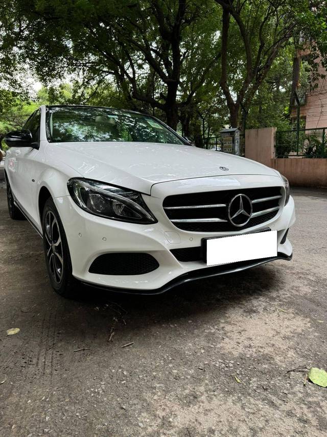 https://images10.gaadi.com/usedcar_image/4366836/original/processed_70aaf8cd835dea0038ed2ec44a5100ee.jpeg?imwidth=6400