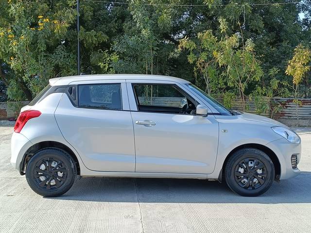 https://images10.gaadi.com/usedcar_image/4366903/original/processed_f877be998782d04803e801cce57611ca.jpg?imwidth=6401