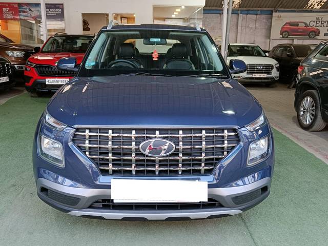 https://images10.gaadi.com/usedcar_image/4366928/original/processed_4f21aa081330c4586ab758d81ed9676c.jpg?imwidth=6400