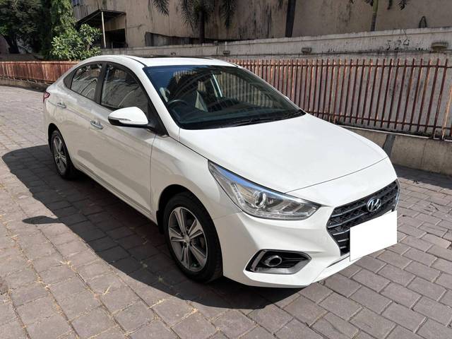 https://images10.gaadi.com/usedcar_image/4366948/original/processed_804068c08ddc502ef00dd0e0671cc8d8.jpg?imwidth=6400