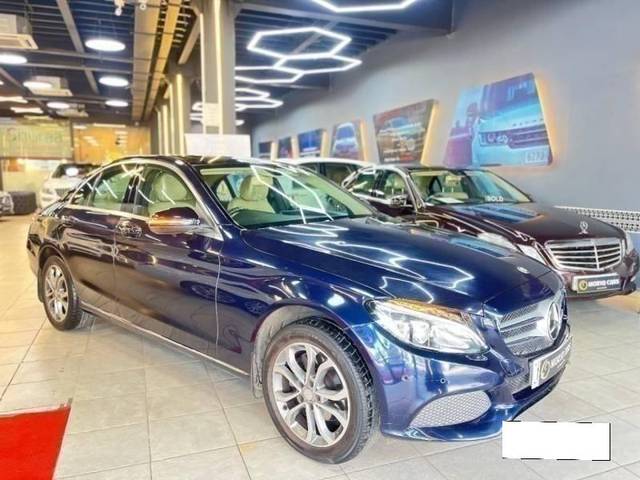 https://images10.gaadi.com/usedcar_image/4367083/original/processed_83f032b48c023a2fd3379aba84af50bd.jpg?imwidth=6400