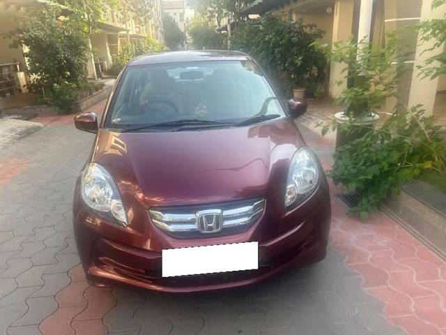 https://images10.gaadi.com/usedcar_image/4367255/original/processed_adb5db8d-9727-495a-8aef-c204ea63fe5c.jpeg?imwidth=6400