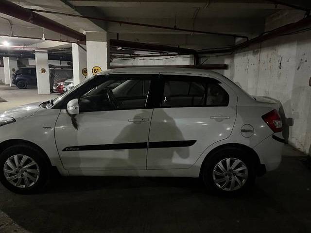 https://images10.gaadi.com/usedcar_image/4367322/original/processed_d30f3737-70f9-4061-bb76-0dfc3c1f2d5a.jpeg?imwidth=6402