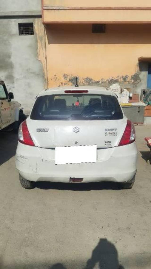 https://images10.gaadi.com/usedcar_image/4367363/original/processed_a98b9983-5075-4c5a-ae08-d1f03fcc0988.jpg?imwidth=6401